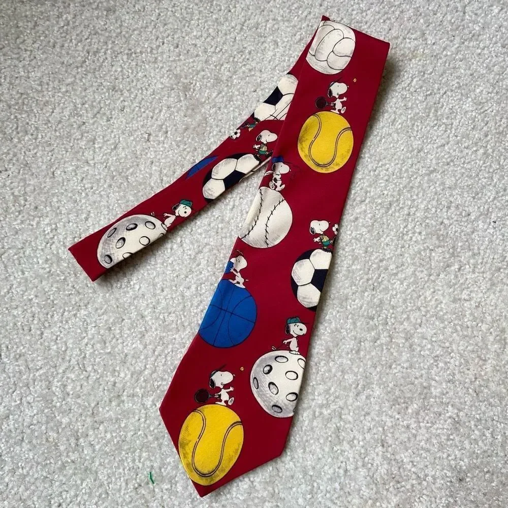 Vintage Collectable 1958 100% Silk Peanuts Snoopy Sports Tie